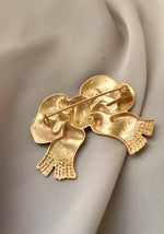 VICTORIAN LACE BROOCH