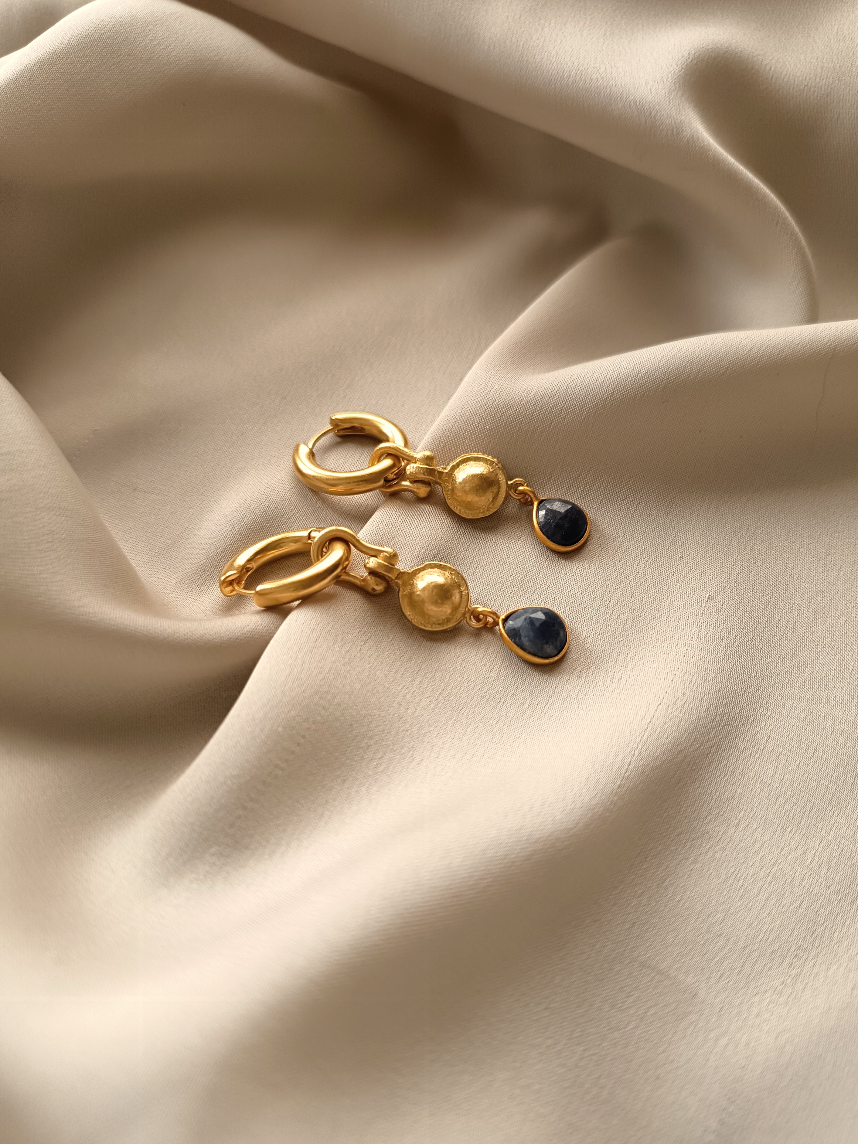 ROMAN SAPPHIRE EARRINGS